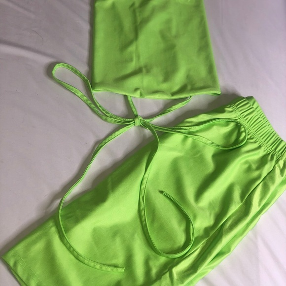 Lime green two piece set - Picture 3 of 3